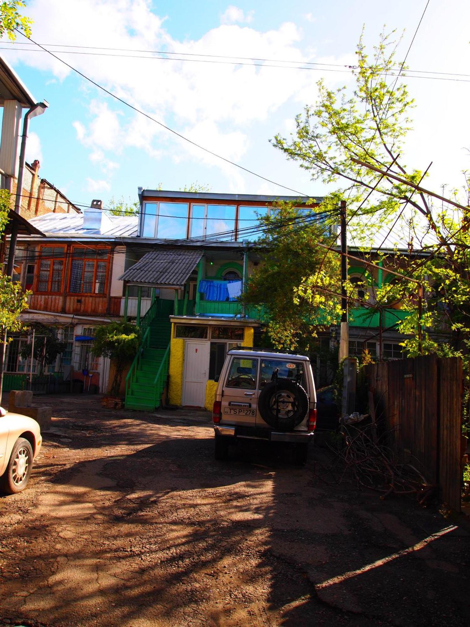 Green Stairs Guest House Tbilisi Ngoại thất bức ảnh