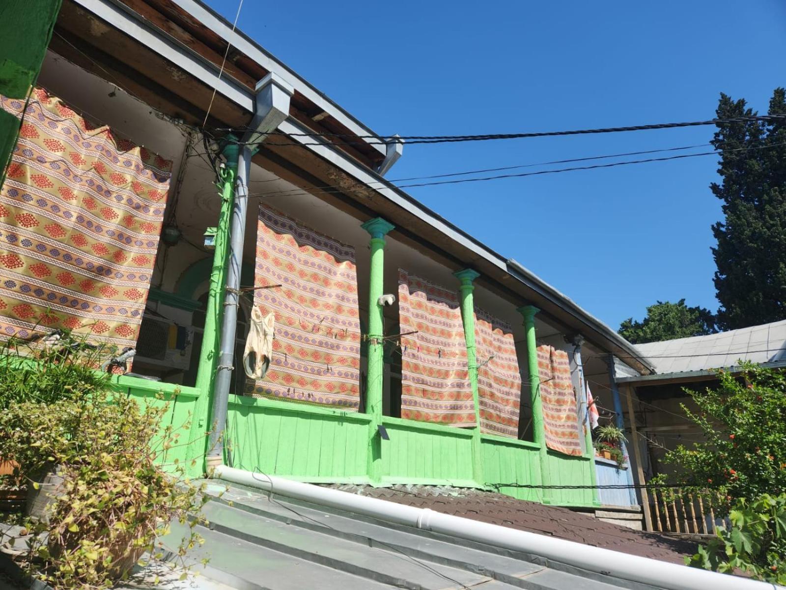 Green Stairs Guest House Tbilisi Ngoại thất bức ảnh