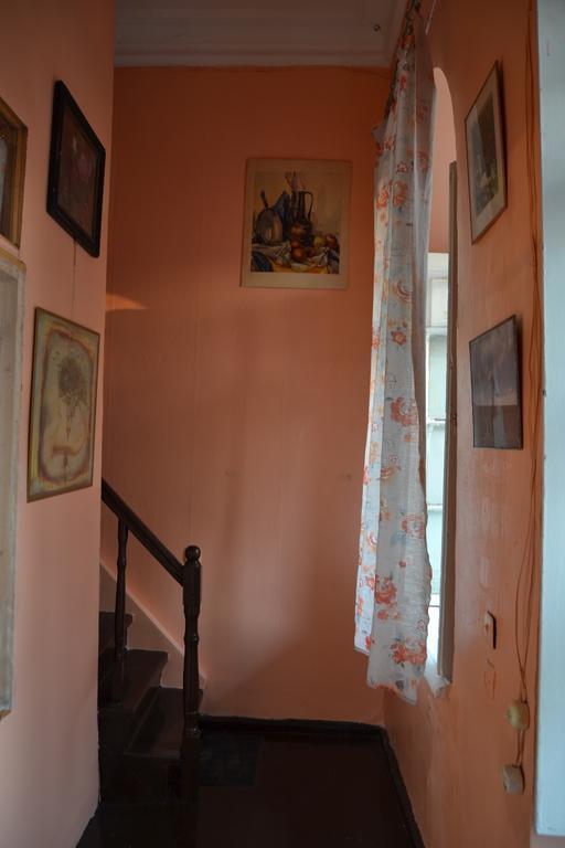 Green Stairs Guest House Tbilisi Ngoại thất bức ảnh