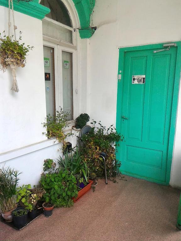 Green Stairs Guest House Tbilisi Ngoại thất bức ảnh