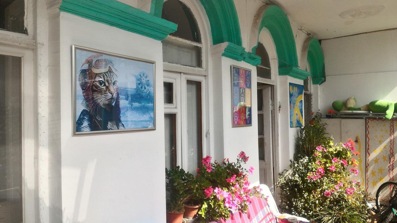 Green Stairs Guest House Tbilisi Ngoại thất bức ảnh